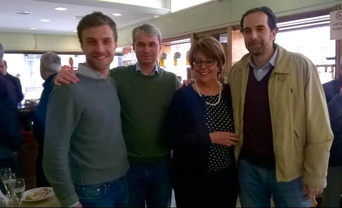 Andrea Civati insieme al candidato sindaco Davide Galimberti, la candidata Luisa Oprandi e il consigliere regionale Alessandro Alfieri